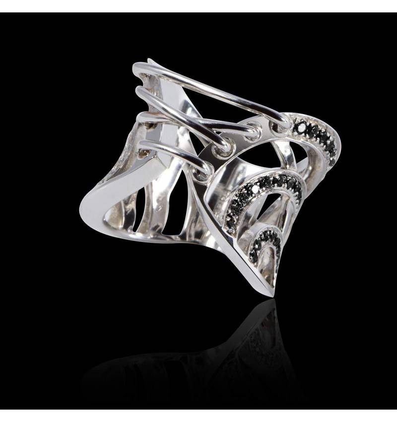 Schwarzer Diamantring Guêpière