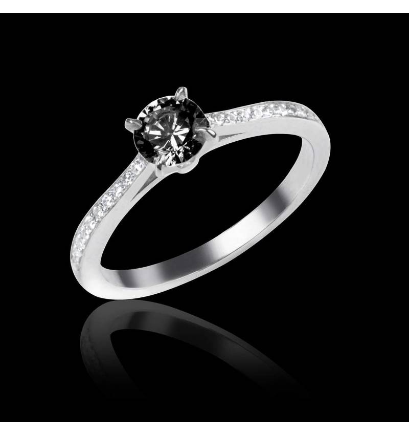 Verlobungsring mit schwarzem Diamant in Weissgold Elodie