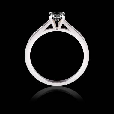 Verlobungsring mit schwarzem Diamant in Weissgold Elodie