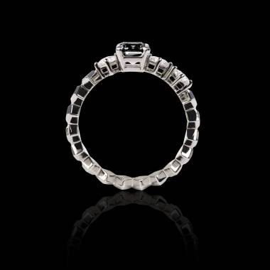Verlobungsring mit schwarzem Diamant in Weissgold Elsa