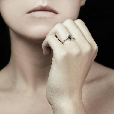 Bague diamant noir Flavie solo