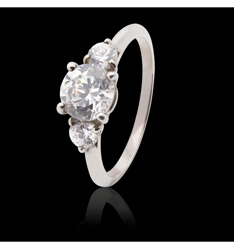 Verlobungsring mit Diamant in Weissgold Nayla